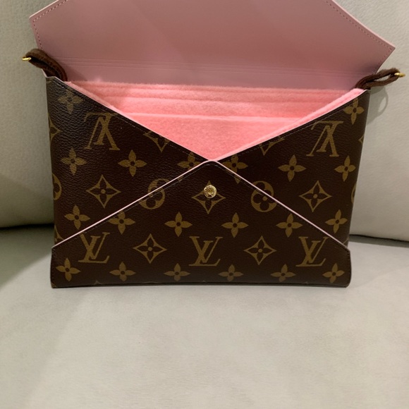 Louis Vuitton Kiragami Large Pouch - Picture 11 of 13